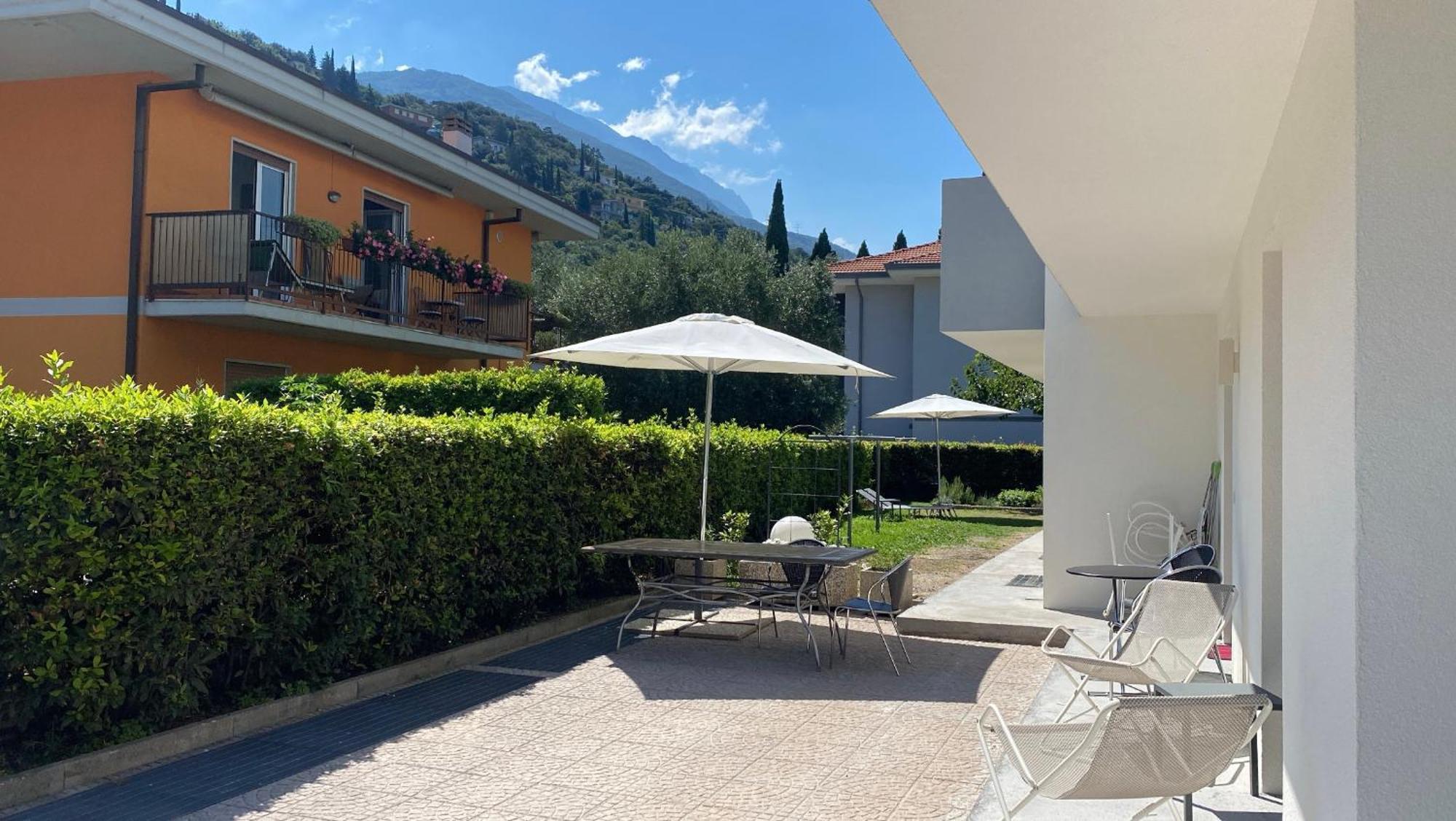 Appartamenti Nataly Torbole Sul Garda Exterior foto
