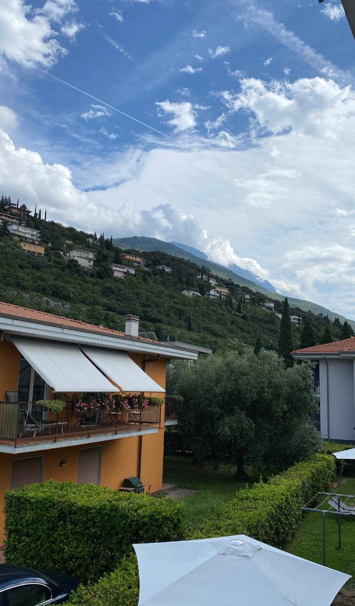 Appartamenti Nataly Torbole Sul Garda Exterior foto